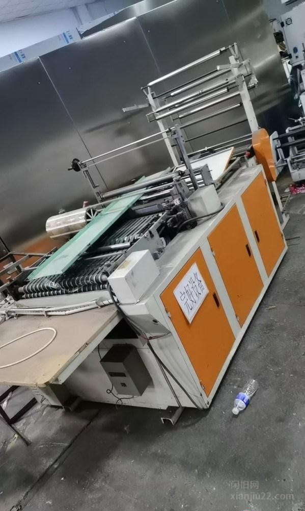 河南新乡转让两台二手制袋机