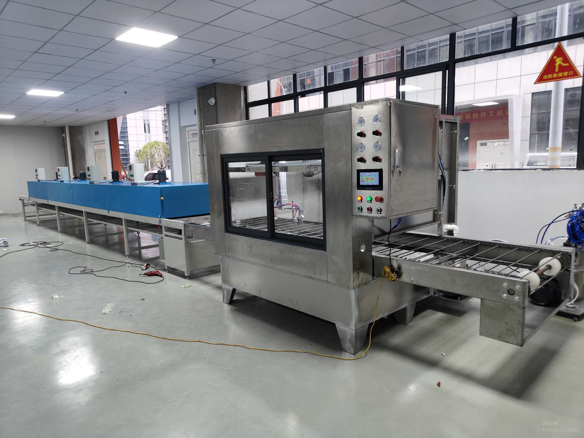 全自动烤漆设备